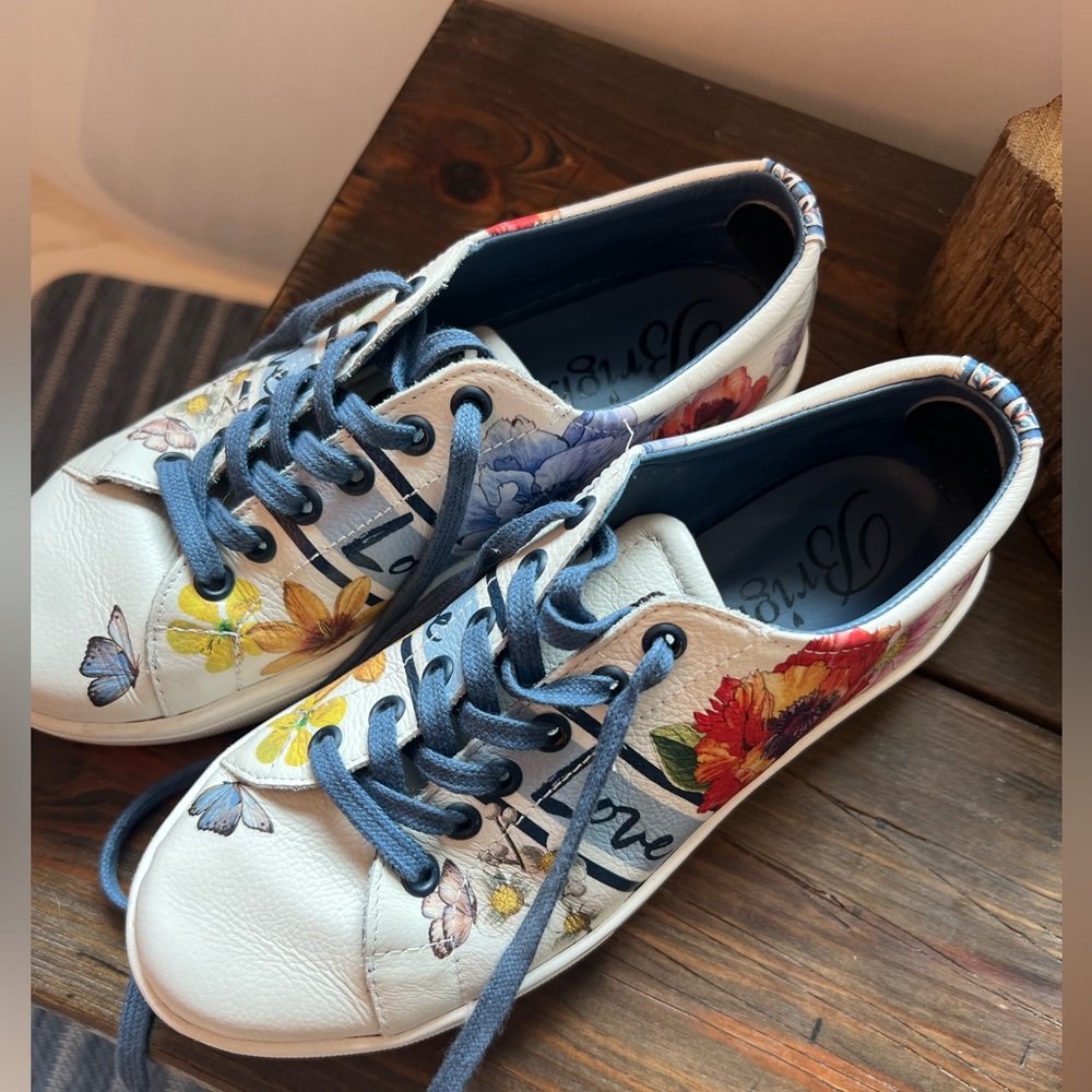 Brighton size 7 - leather like new